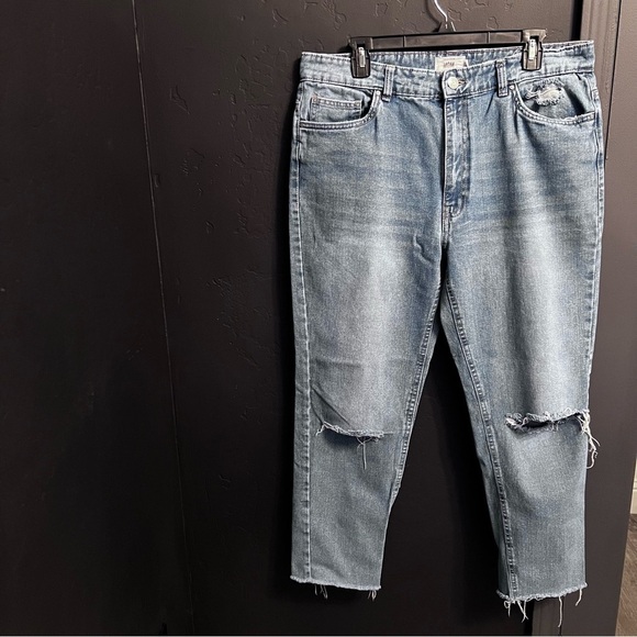 Refuge Denim MOM Women Jeans Color: Blue Size: 20 High waisted straight leg. - Picture 3 of 10